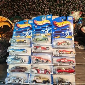 HotWheels Die-Cast Toy Cars 1997-2000s Set Of 15